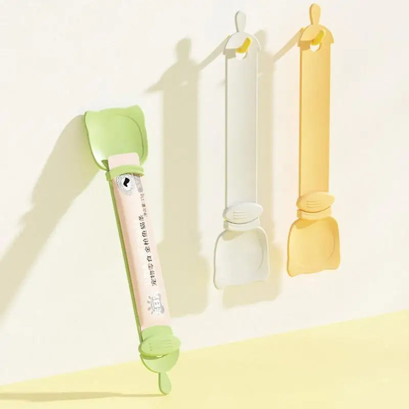 Pawora™ Lickable Cat Treat Squeeze Feeder Spoon