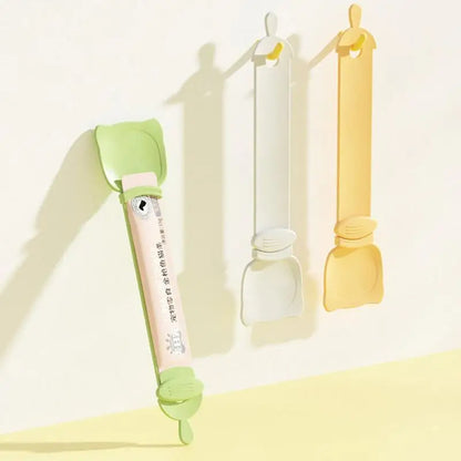 Pawora™ Lickable Cat Treat Squeeze Feeder Spoon